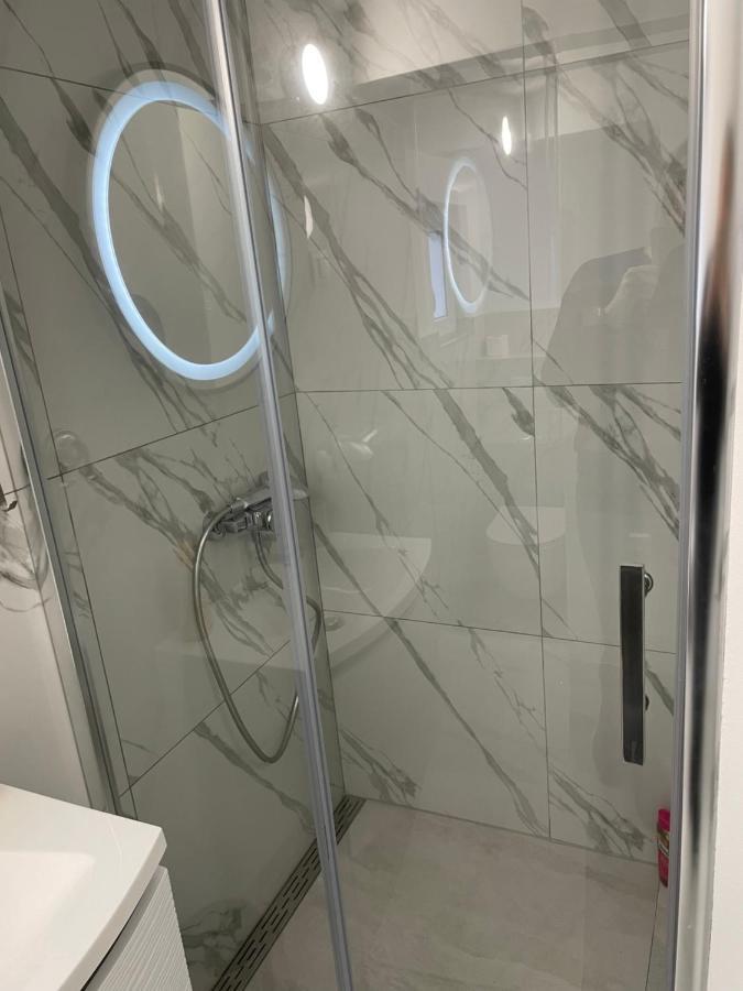 Apartment Studio Beauty In Centar プーラ エクステリア 写真