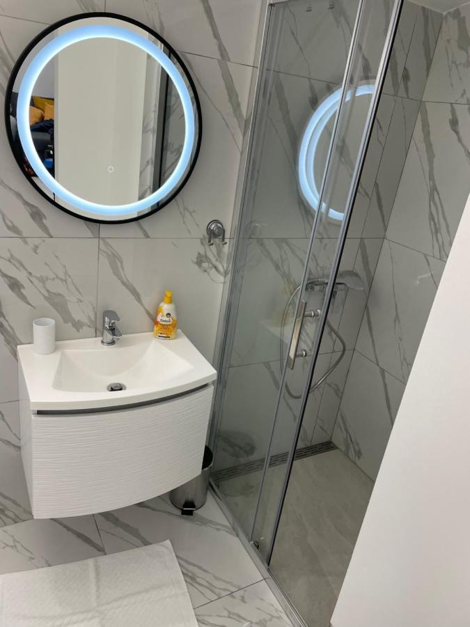 Apartment Studio Beauty In Centar プーラ エクステリア 写真